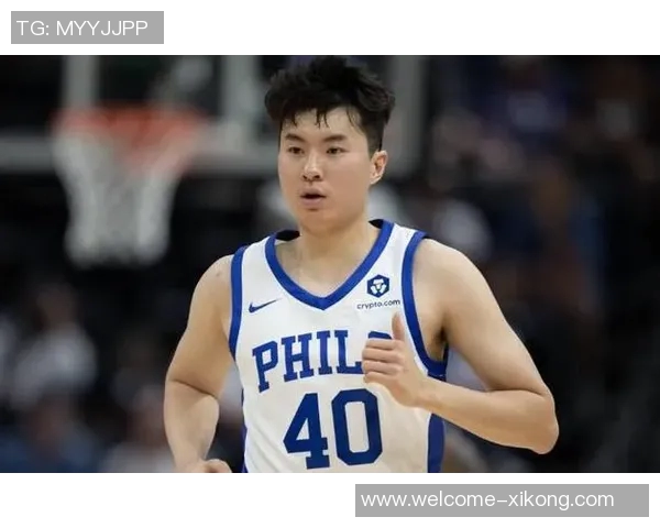 去年夏季联赛李贤重执教经历回顾混音主帅称其乐于倾听与沟通能力强