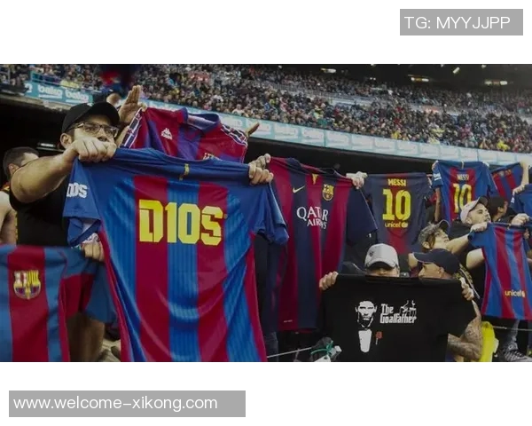 拉波尔塔宣布诺坎普第三层看台下赛季初将可容纳27000名球迷